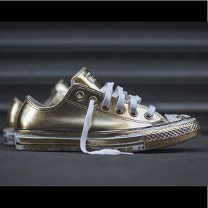 Converse metallic gold Sz8 women